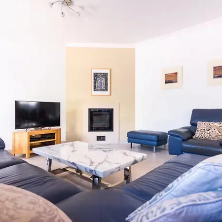 Holiday home Beautiful With Private Pool At The Lagos